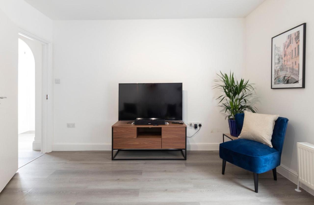 Apartment The White House By Select Sa