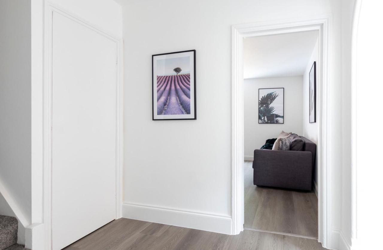Apartment The White House By Select Sa